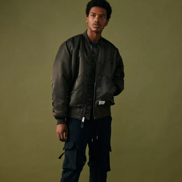 Alpha Industries Reversible MA-1 Bomber Jacket - Picture 1 of 5